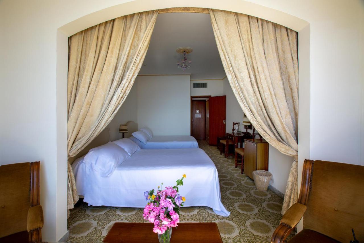 Hotel Lido Mediterranee 4*